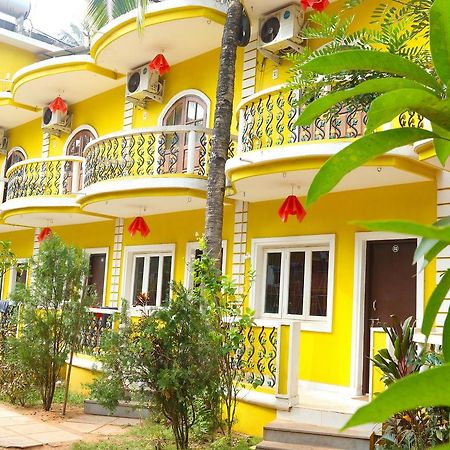 Dreams Palm Beach Resort Calangute Bagian luar foto