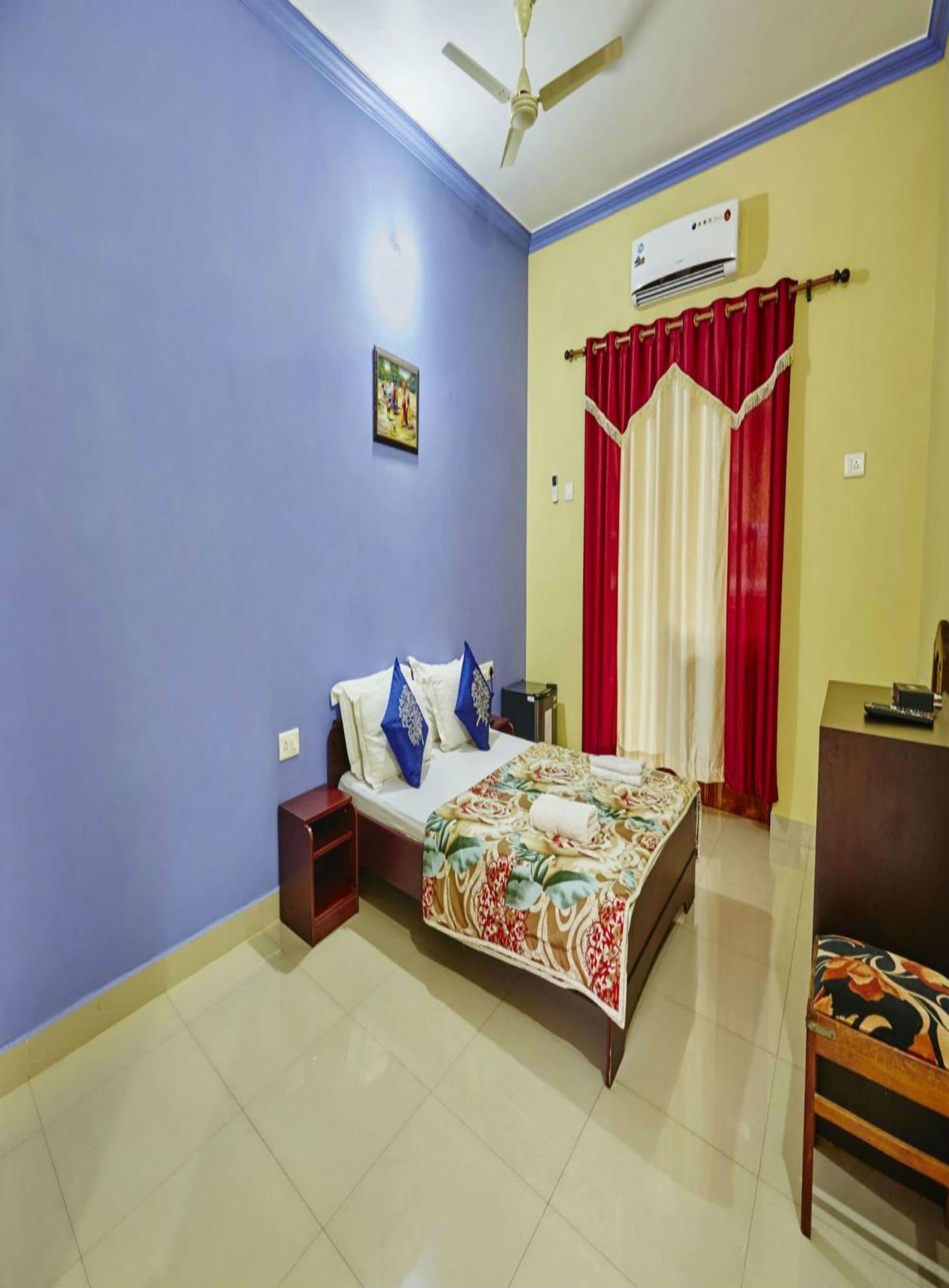 Dreams Palm Beach Resort Calangute Bagian luar foto